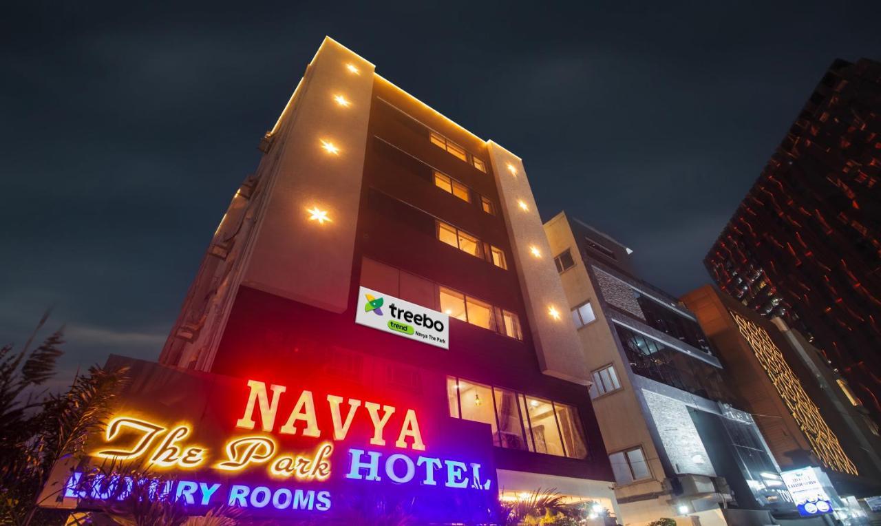 Hotel Treebo Navya The Park Hyderabad Exterior foto