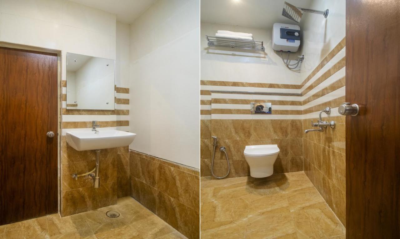Hotel Treebo Navya The Park Hyderabad Exterior foto